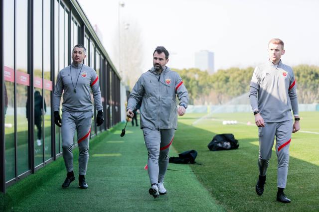 世界杯注册官网-莱科“上岗”初印象：被赞像博阿斯 大嗓门一板一眼